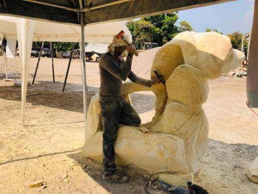 Cantarranas amplía a 102 murales su galería de arte al aire libre