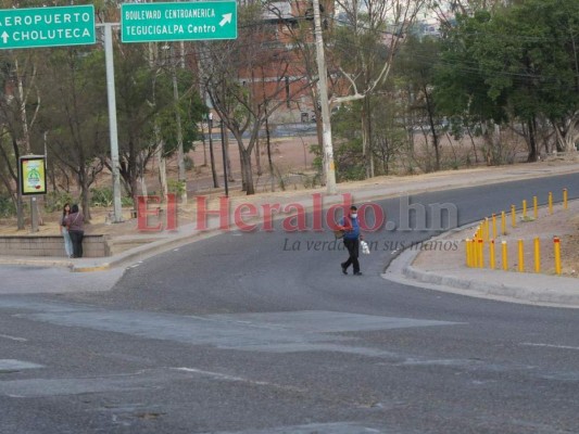 FOTOS: Mayoría de capitalinos acatan las medidas y se quedan en casa