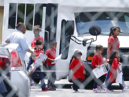 17 estados demandan a gobierno de Trump por separación familiar