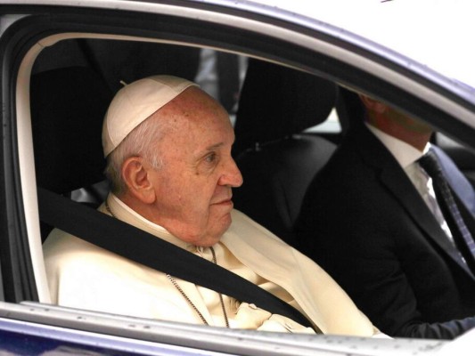 Papa habla de nueva clase política ante fallo del capitalismo sobre la pandemia