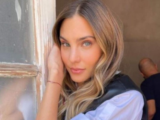 Así es Macarena Achaga, la joven argentina que brilla como la hija de Luis Miguel en la serie