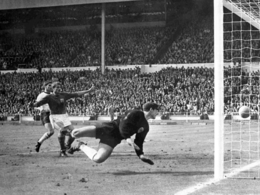 Liverpool de luto: Fallece Roger Hunt, uno de sus ídolos