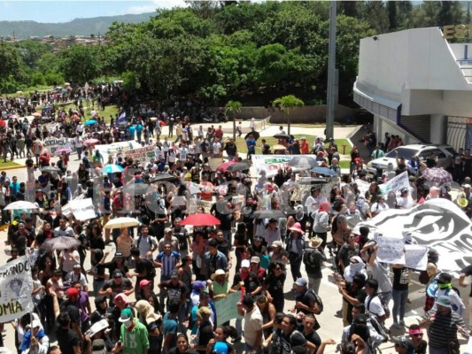 La mega marcha del MEU el domingo 10 de julio en #TGU