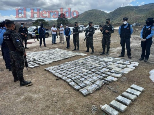 Incineran casi 400 kilos de cocaína en la capital de Honduras (FOTOS)