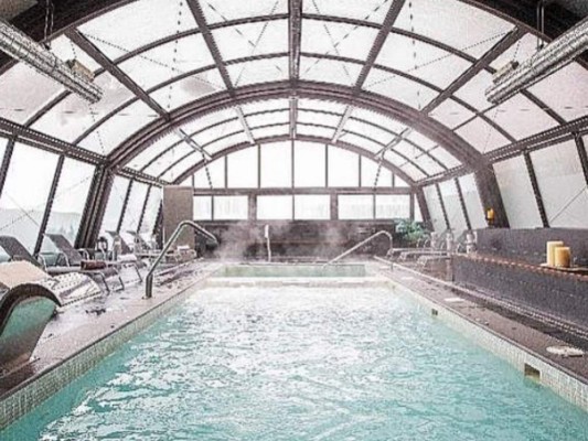 FOTOS: Así es el lujoso hotel que inaugurará Messi en Baqueira Beret, España