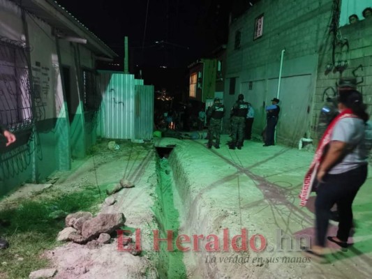 Masacre deja tres personas muertas en la colonia Brisas del Valle de la capital&nbsp;&nbsp;