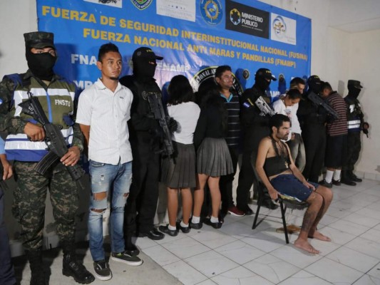 Por extorsión caen supuestas estudiantes del Central en la capital