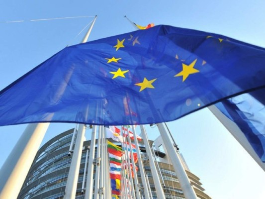 Visto bueno de Unión Europea para adoptar sanciones contra Venezuela