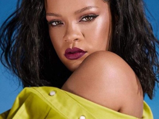 FOTOS: Famosos que mejor huelen y hasta han creado sus perfumes  