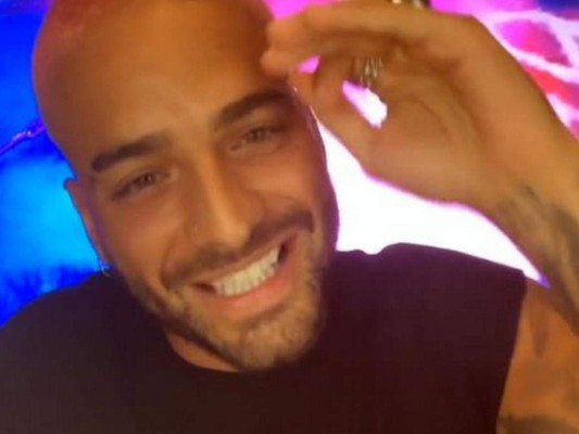 Maluma se sincera con fans y confiesa qué pasa con Neymar y su exnovia