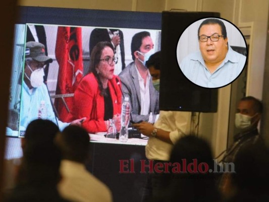 Juan Carlos Barrientos: Posición de Xiomara de no dejarse colocar banda presidencial es 'inconstitucional'