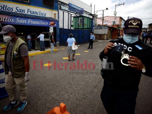 Desinfección y distancia: estrictas medidas en reapertura del Zonal Belén