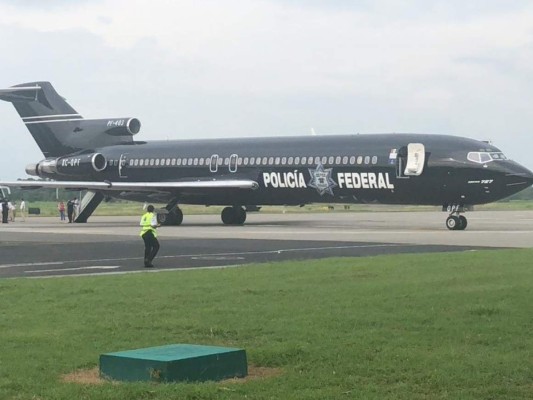 Retornan desde México 139 hondureños que viajaban con la caravana migrante