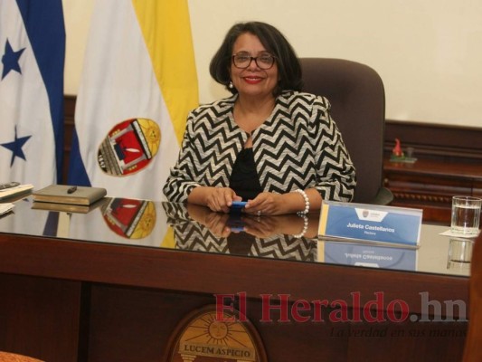 Julieta Castellanos finaliza relación laboral con la UNAH: 'Me retiro satisfecha y orgullosa'&nbsp;&nbsp;
