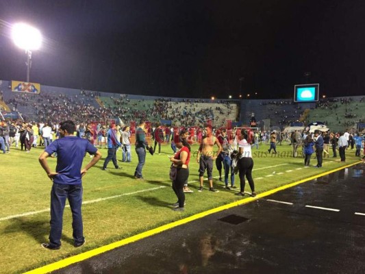 Reglamento de Ley Antiviolencia en Estadios no ha sido publicado
