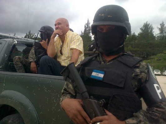 Acusan a cajero general de UNAH por malversación