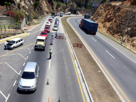 Al menos 700,000 personas dejaron la capital esta semana