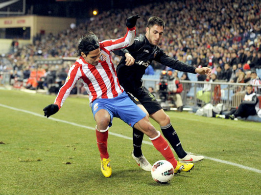 El Valencia frena marcha triunfal del Atlético de Madrid
