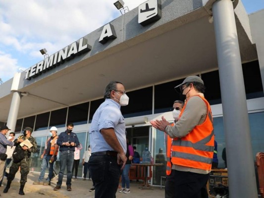 Así avanzan las labores de restauración y limpieza en el aeropuerto Villeda Morales