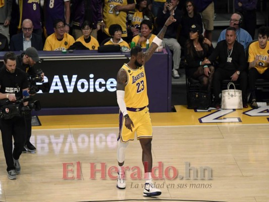 EN FOTOS: Los mejores momentos del homenaje de los Lakers a Kobe Bryant