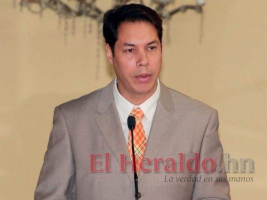 Jesús Mejía, exgerente de la ENEE, habló sobre el Sistema de Transmisión de las elecciones generales.