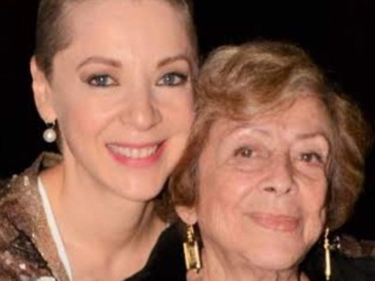 ¿Cómo se llevan Constanza, hija de Edith González, y su madastra? (FOTOS)