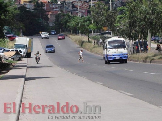 FOTOS: 'Cruces de la muerte' en la capital, escenarios teñidos de sangre por imprudencia de hondureños