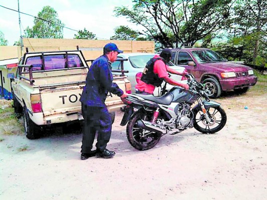 Recuperan tres vehículos robados