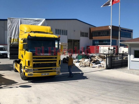 Equipo incorrecto, golpes y hasta goteras: Las fallas detectadas en hospitales móviles (FOTOS) 