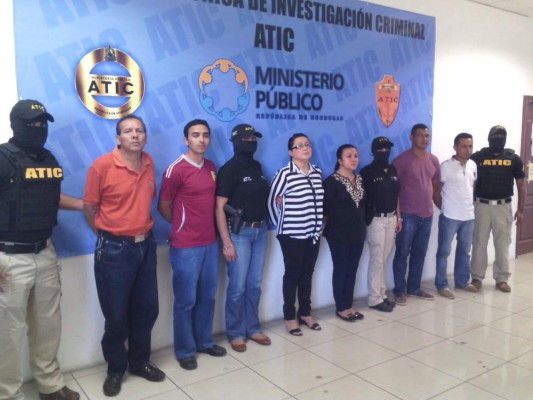 MP acusa a exjefa de Región Sanitaria y otros funcionarios por medicamentos enterrados