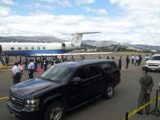 Más delegaciones llegan a Honduras para toma presidencial