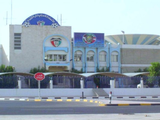 FIFA suspende a Kuwait por injerencia gubernamental