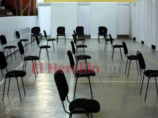 FOTOS: Así luce el centro de triaje en la Universidad Católica que abrirá este lunes