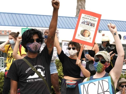 ¡Sigue la brutalidad policial! otro afroamericano asesinado con saña en EEUU (FOTOS)