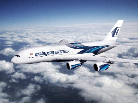 Lloyd's of London paga reclamos por avión de Malaysia Airlines