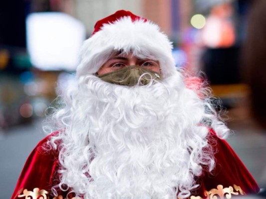 Tras visita de Papá Noel a asilo: mueren 26 ancianos por covid-19