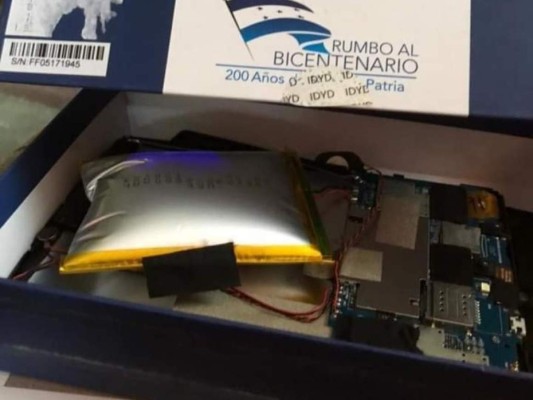 Denuncian que tablets de Educación tienen baterías a punto de estallar&nbsp;&nbsp;