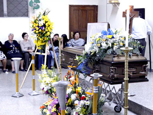 Honduras despide los restos de 'Popo' Godoy