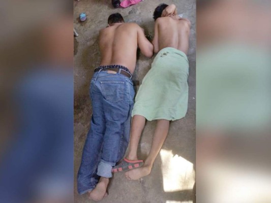 Honduras: Detienen a dos presuntos pandilleros con armas de grueso calibre en La Lima