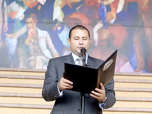 Gobierno ofrece tres millones por información sobre asesinos de Villatoro