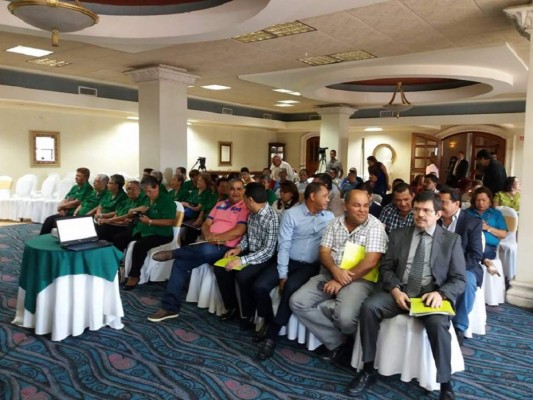 Honduras: Autoridades de Injupemp y Amhon firman convenio en la capital