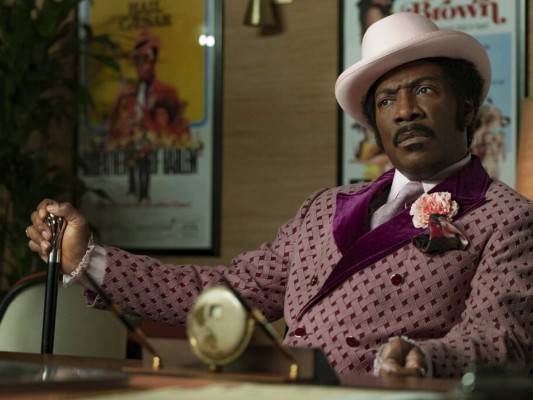Eddie Murphy se levanta del sofá y rejuvenece con 'Dolemite”&nbsp;