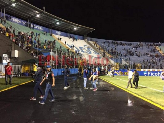 FOTOS: Descontrol, violencia y muerte en el Estadio Nacional
