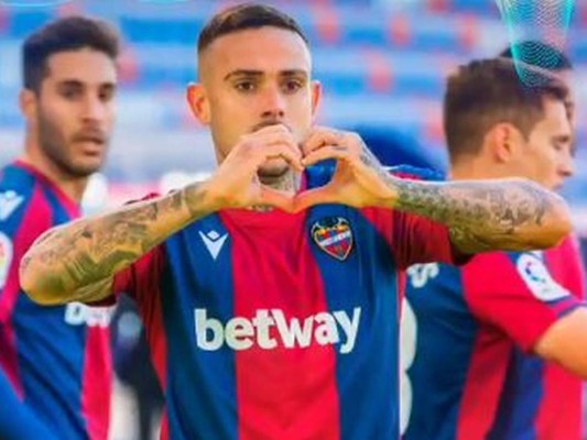 El Levante golea al Getafe y sale del descenso