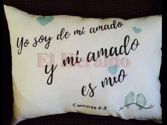 Alejandra Ramos, la futura doctora que le da vida a cómodos y vistosos cojines