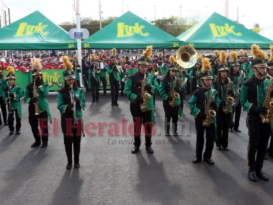 Grupos marciales deleitaron en I Concurso de Bandas de EL HERALDO 2019