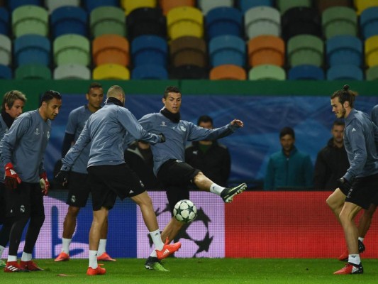 Real Madrid le ganó a domicilio al Sporting de Lisboa e inscribió su nombre en octavos