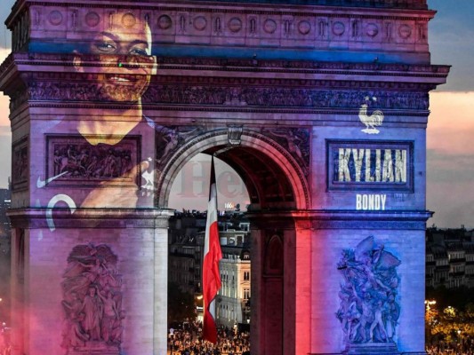 París no duerme tras obtener la segunda estrella mundial