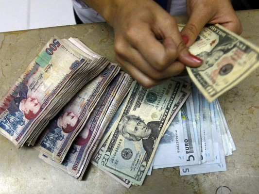 El servicio de la deuda pública ha aumentado 702.6% en esta década