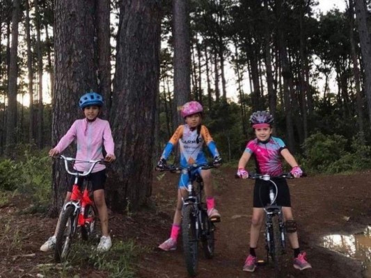 Lencas Bike Club está listo para la Vuelta El Heraldo: 'Apoyar esta causa es el galardón más grande'